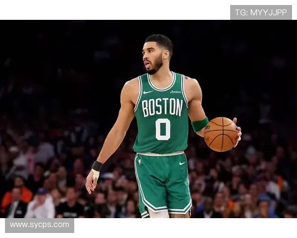 塔图姆无球跑位比布朗更能拉开空间提升投射效率